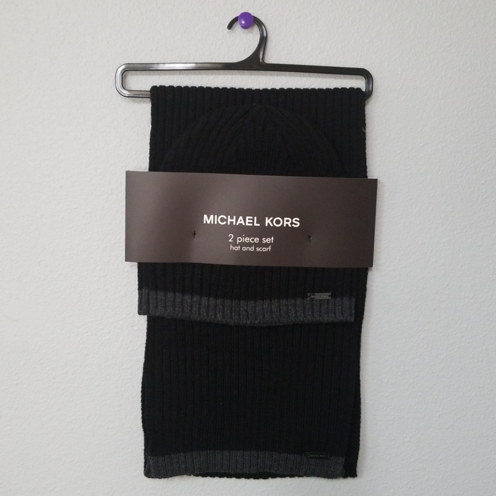 Michael Kors Hat and Scarf set Brand New